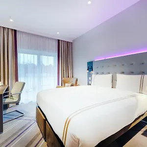Premier Frankfurt Europaviertel Отель